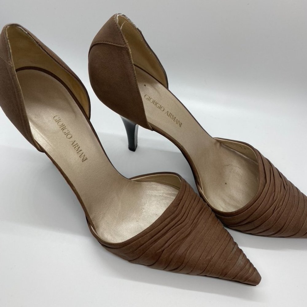 Giorgio Armani Beige Ruched D'Orsay Pumps 38.5
